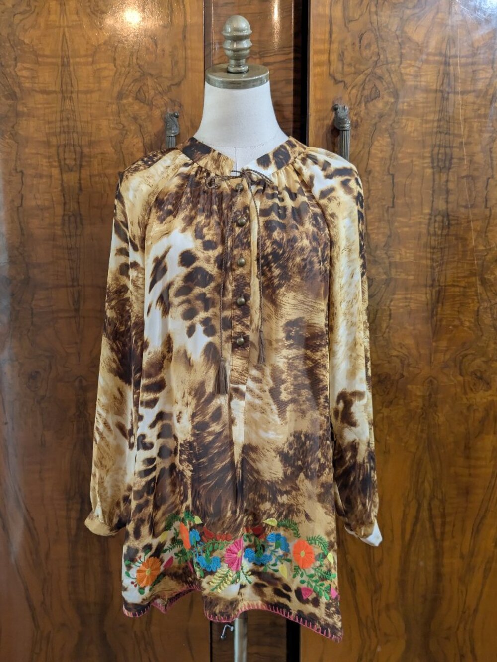 Ivy Jane Boho Leopard Print Embroidered Tunic Blouse S Floral Western Festival